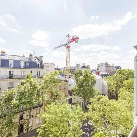 Bright And Comfortable 46 M For 2 With Balcony Daire Paris